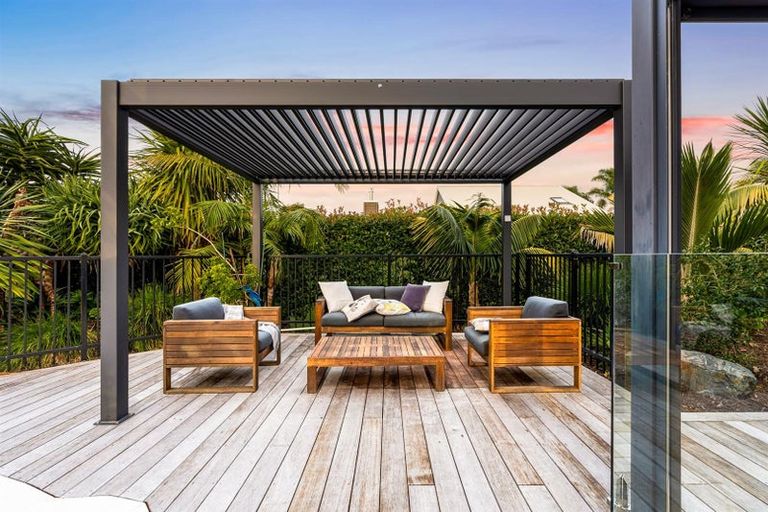 Photo of property in 243 Mangatawhiri Road, Omaha, Warkworth, 0986