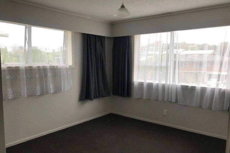 Photo of property in 35 Glendale Drive, Dinsdale, Hamilton, 3204