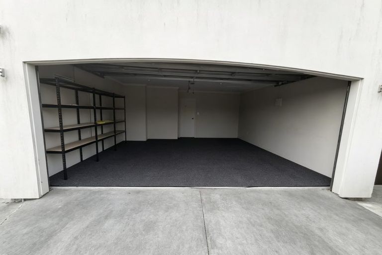 Photo of property in 2a Dapple Place, Flat Bush, Auckland, 2019