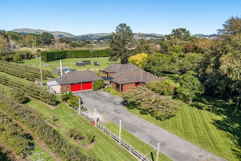 Photo of property in 119 Paekakariki Hill Road, Pauatahanui, Porirua, 5381