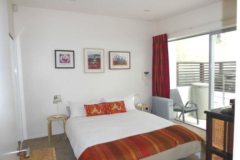 Photo of property in Sol Apartments, 28/37 Jessie Street, Te Aro, Wellington, 6011