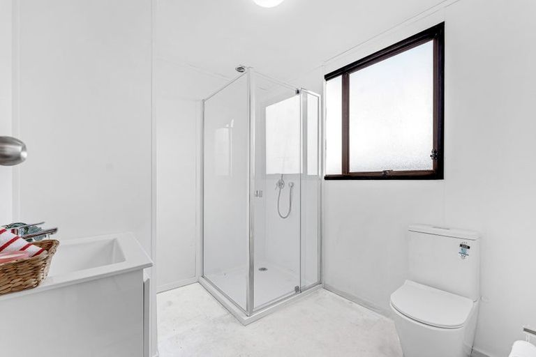 Photo of property in 1/21 Nearco Street, Randwick Park, Auckland, 2105