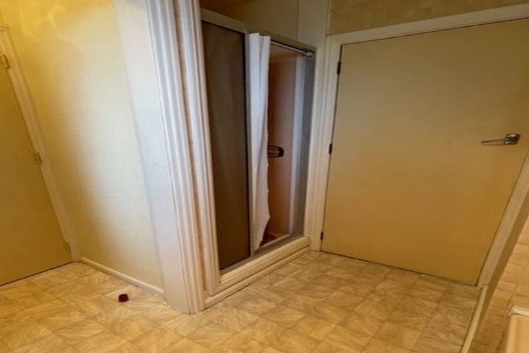 Photo of property in 53 Oriana Crescent, Hornby, Christchurch, 8042