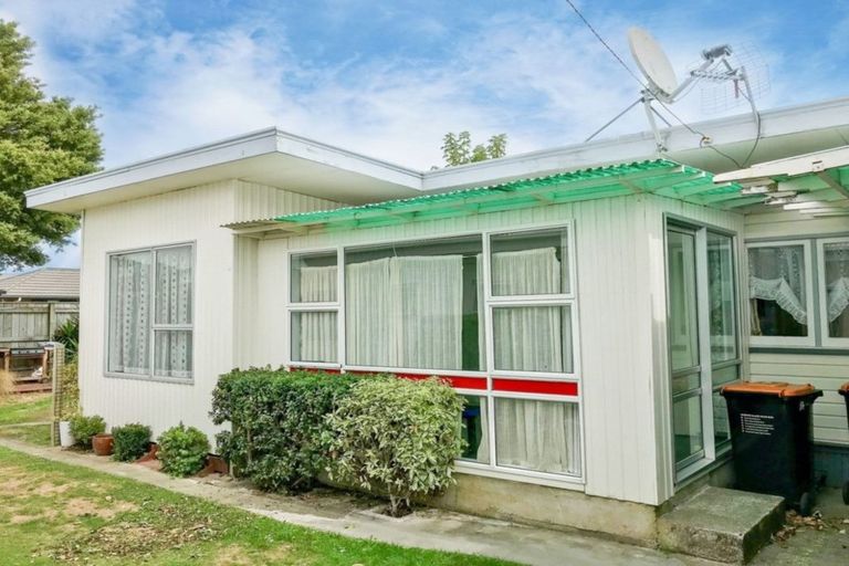 Photo of property in 330 Featherston Street, Palmerston North, 4414