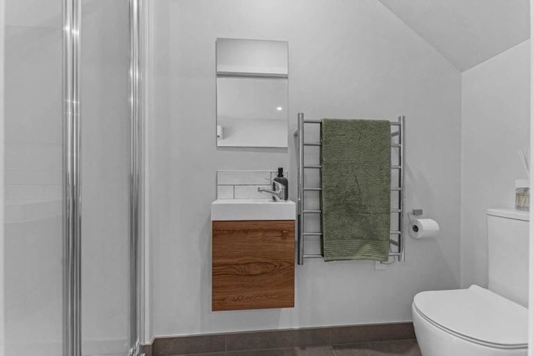 Photo of property in 8 Pukakaho Lane, Papatoetoe, Auckland, 2025