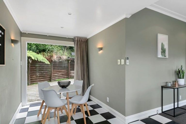 Photo of property in 38 Monowai Road, Johnsonville, Wellington, 6037