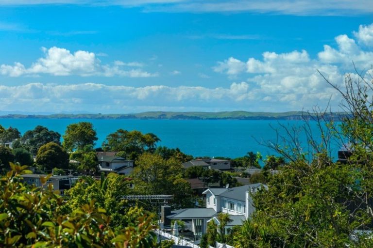 Photo of property in 44 Kowhai Road, Campbells Bay, Auckland, 0630
