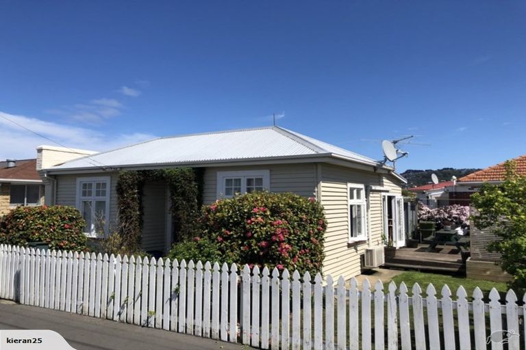 Photo of property in 32 Atkinson Street, South Dunedin, Dunedin, 9012