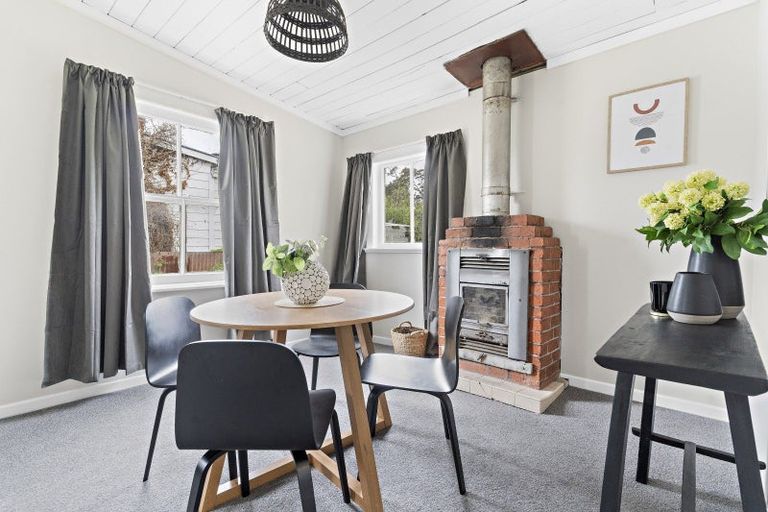 Photo of property in 130 Fitzherbert Street, Featherston, 5710