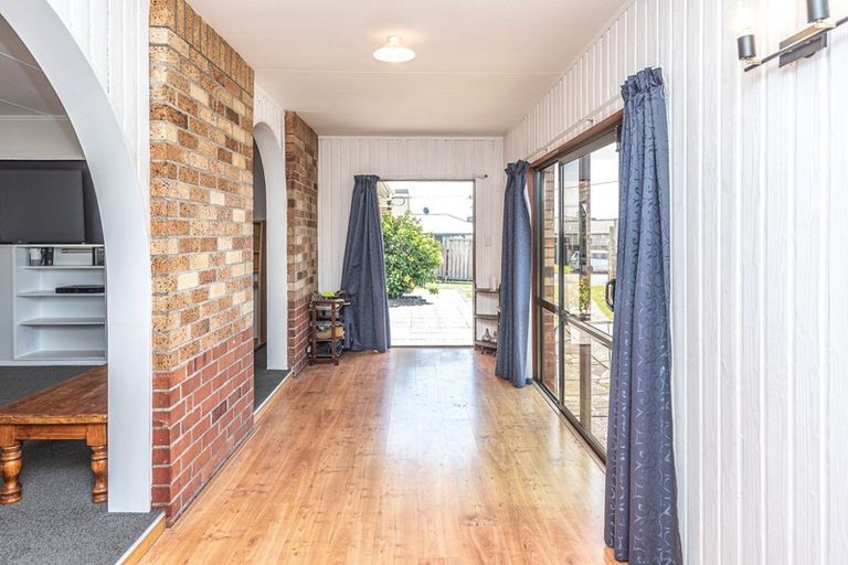 Photo of property in 185 Parsons Street, Tawhero, Whanganui, 4501