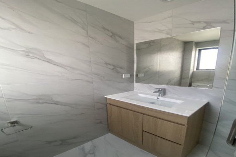 Photo of property in 55 Survila Street, Papakura, 2110