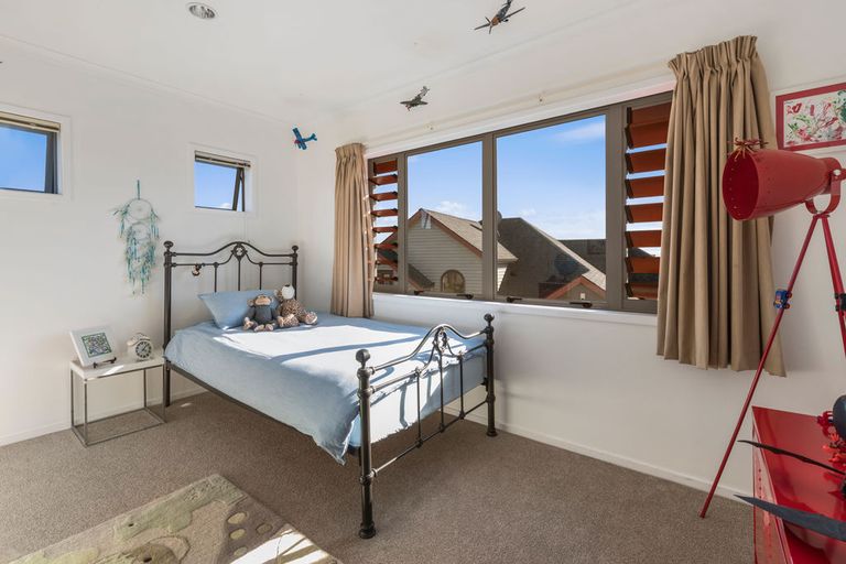 Photo of property in 204 Alec Craig Way, Gulf Harbour, Whangaparaoa, 0930