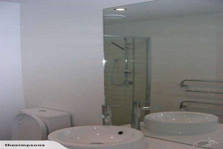 Photo of property in The Docks Apartments, 230/6 Dockside Lane, Auckland Central, Auckland, 1010