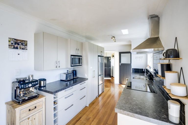 Photo of property in 8 Morgan Avenue, Marewa, Napier, 4110