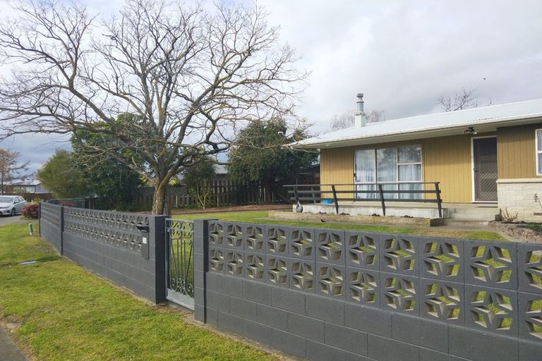 Photo of property in 19 Berwick Street, Flaxmere, Hastings, 4120