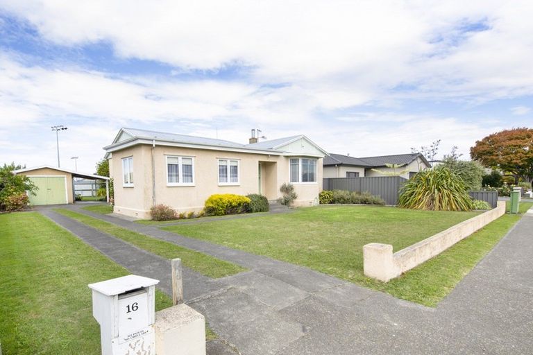 Photo of property in 16 Herrick Street, Marewa, Napier, 4110