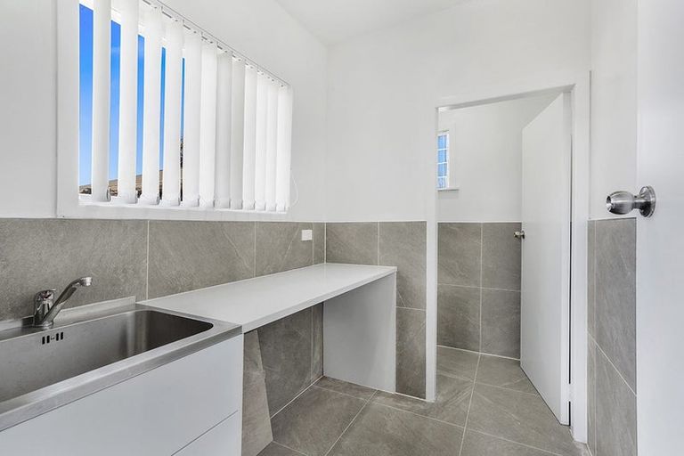 Photo of property in 16 Normandy Avenue, Melville, Hamilton, 3206