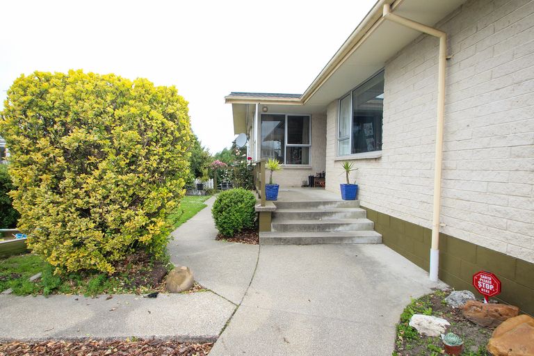 Photo of property in 39 Awamoa Road, Holmes Hill, Oamaru, 9401