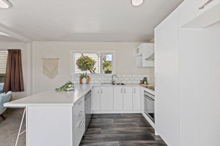 Photo of property in 42 Richardson Street, Saint Kilda, Dunedin, 9012