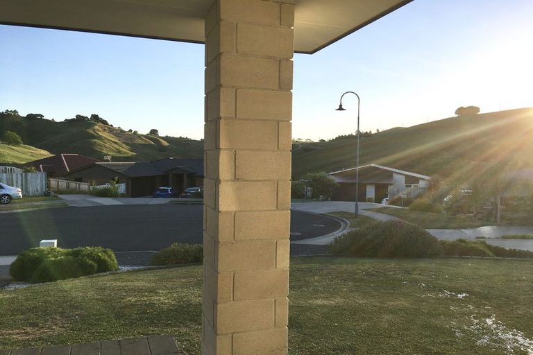 Photo of property in 10 Bryan Gallagher Place, Welcome Bay, Tauranga, 3175