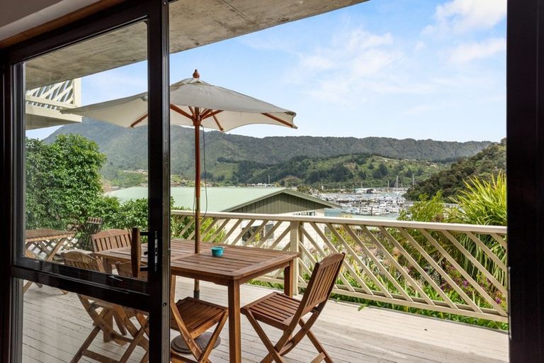 Photo of property in 6c Rutland Street, Picton, 7220