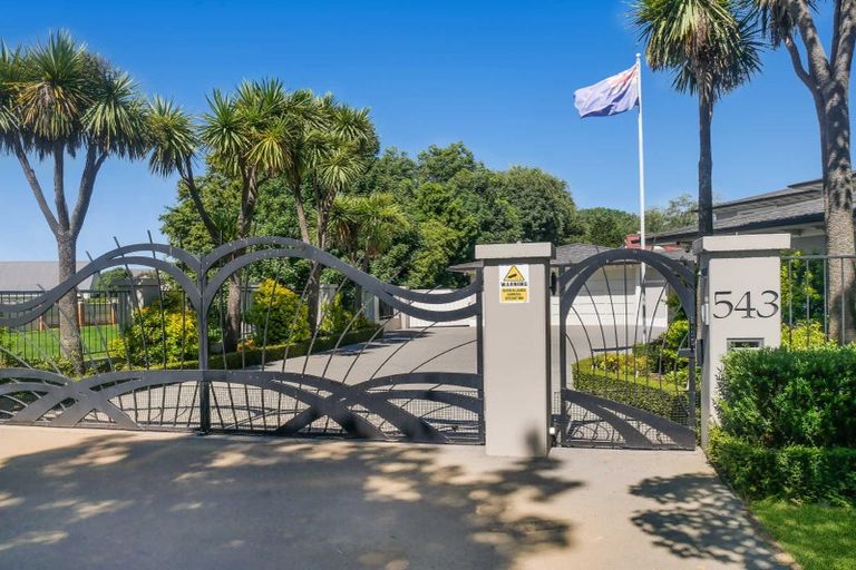 Photo of property in 543 Harewood Road, Harewood, Christchurch, 8051