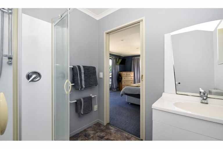 Photo of property in 70 Starveall Street, Brightwater, 7022