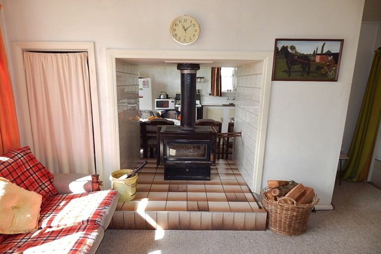 Photo of property in 56 Domett Street, Westport, 7825