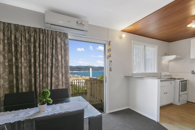 Photo of property in 12-12a Singers Road, Korokoro, Lower Hutt, 5012