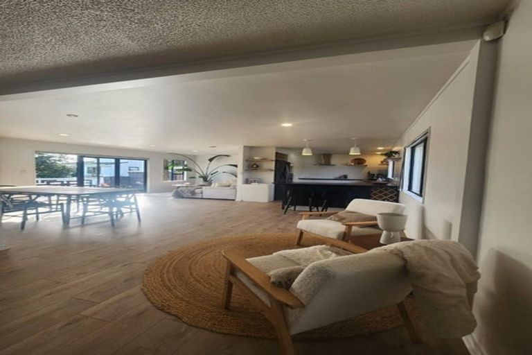 Photo of property in 11 Lorelei Place, Opaheke, Papakura, 2113