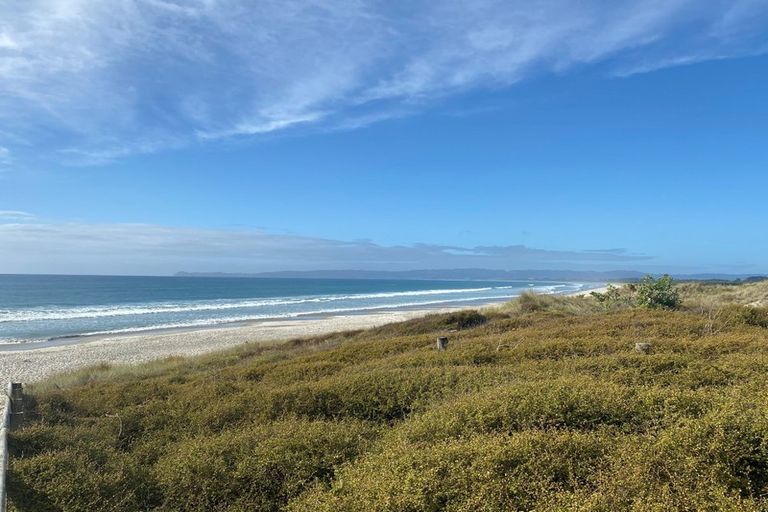 Photo of property in 15 Ocean View Rise, Ruakaka, 0116