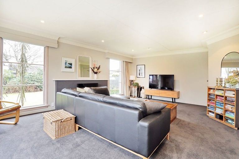 Photo of property in 22 Cruickshank Crescent, Rosedale, Invercargill, 9810