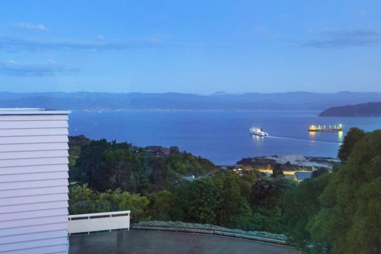 Photo of property in 19f Kabul Street, Khandallah, Wellington, 6035