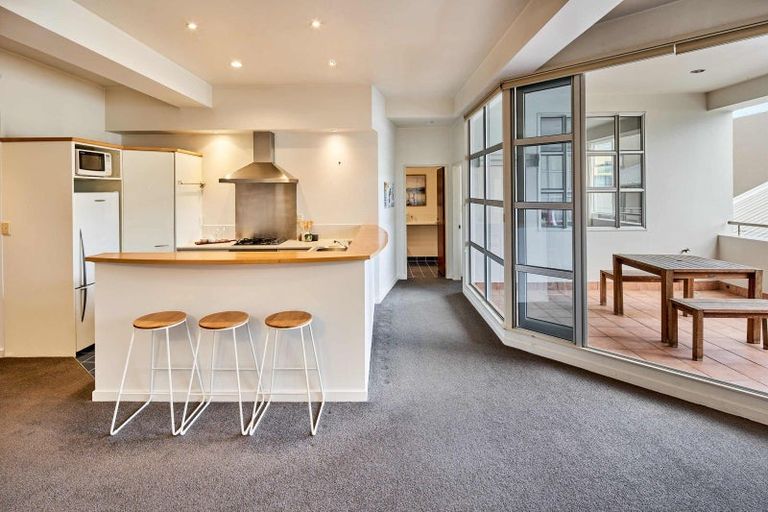 Photo of property in Atlas House, 6/22 Ghuznee Street, Te Aro, Wellington, 6011