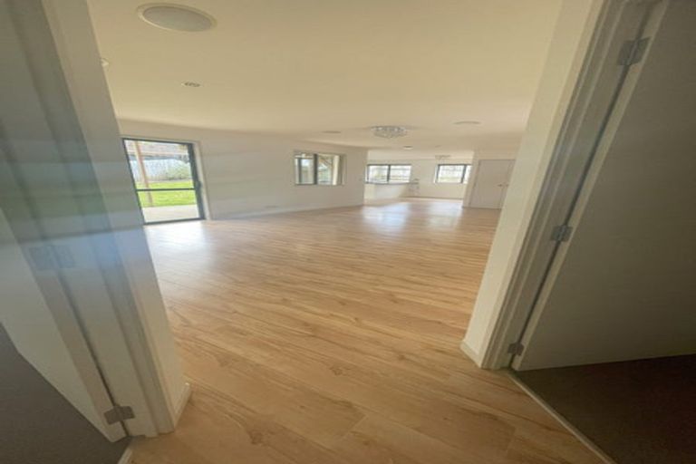 Photo of property in 67 Fairview Avenue, Fairview Heights, Auckland, 0632