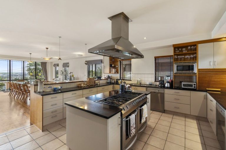 Photo of property in 156 Redoubt Road, Flat Bush, Auckland, 2019