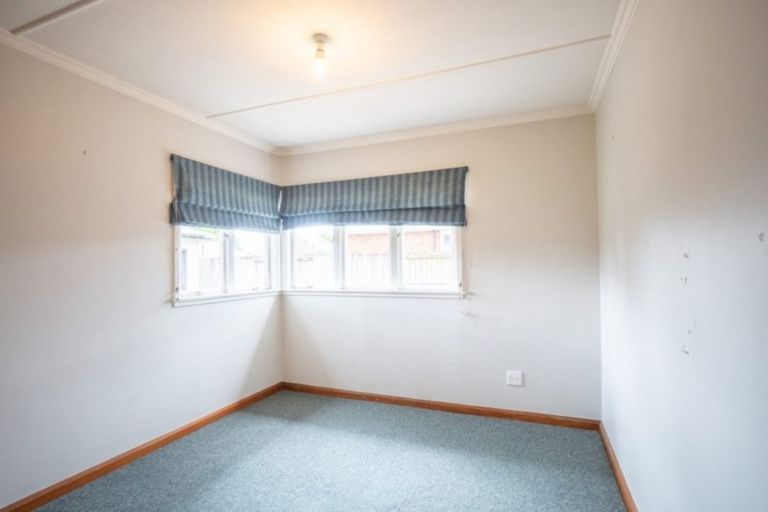 Photo of property in 653 Featherston Street, Roslyn, Palmerston North, 4414