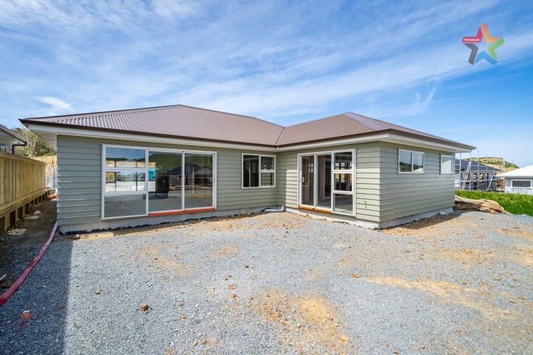 Photo of property in 9 Kairaumati Crescent, Kelson, Lower Hutt, 5010