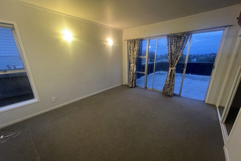 Photo of property in 3 Dunraven Place, Torbay, Auckland, 0630