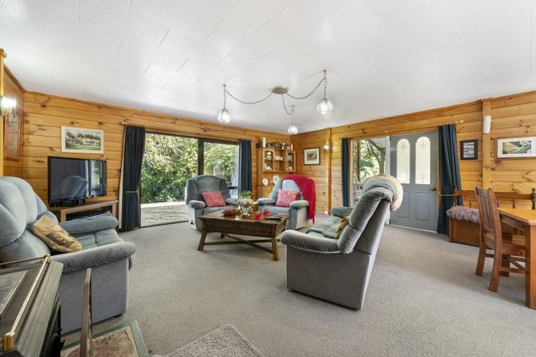 Photo of property in 202 Whangamata Road, Kinloch, Taupo, 3377