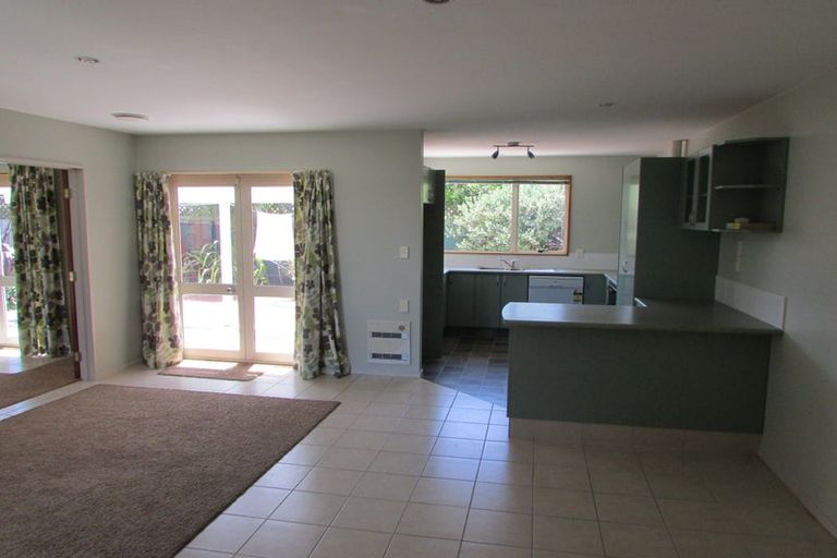 Photo of property in 16a Craven Street, Sockburn, Christchurch, 8042