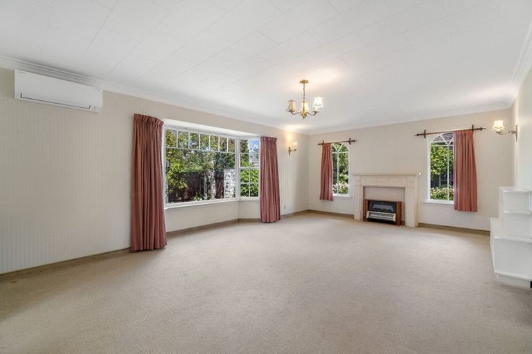 Photo of property in 1/50 Kilmarnock Street, Riccarton, Christchurch, 8011