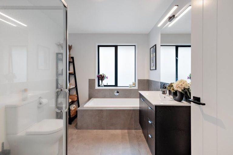 Photo of property in 16 Huria Vista, Pyes Pa, Tauranga, 3112