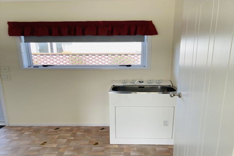 Photo of property in 2/42 Cranley Street, Dargaville, 0310