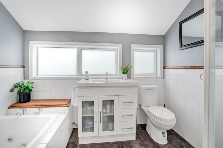 Photo of property in 25 Hatfield Heights, Hatfields Beach, Orewa, 0931