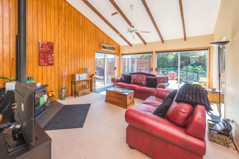 Photo of property in 53 Great North Road, Saint Johns Hill, Whanganui, 4501