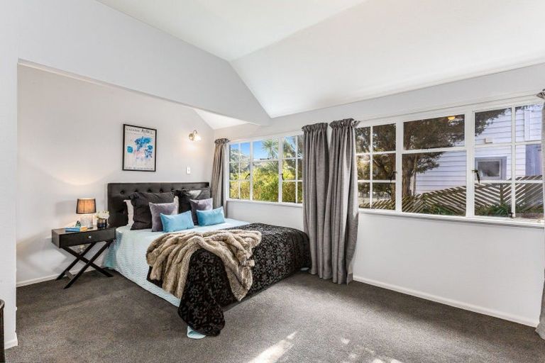 Photo of property in 64 Amritsar Street, Khandallah, Wellington, 6035