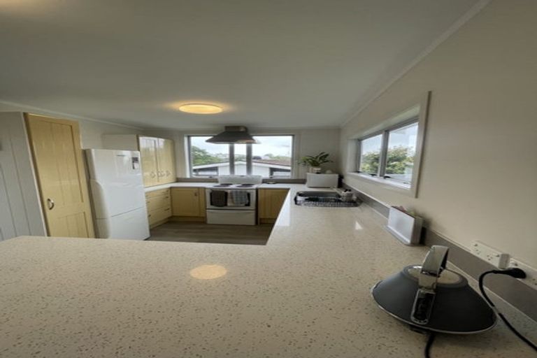 Photo of property in 22c Vincent Street, Howick, Auckland, 2014