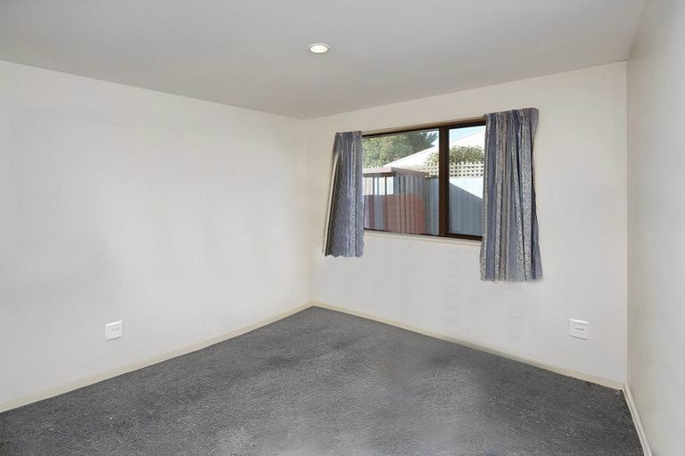 Photo of property in 14 Hewitts Road, Woodend, 7610