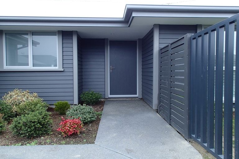 Photo of property in 14 Pimlico Place, Rangiora, 7400